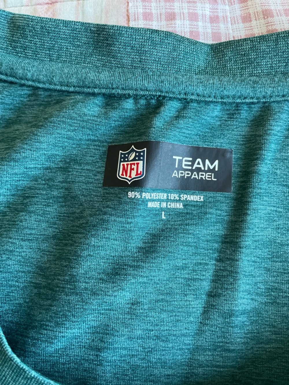 NFL Teal Team Apparel Short Sleeve Tee … E A G L E S … 🦅… EAGLES !!!💚💚💚💚Like new - Picture 3 of 3